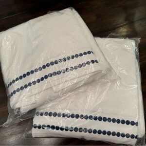 Pottery barn navy blue dot hand towel NWT